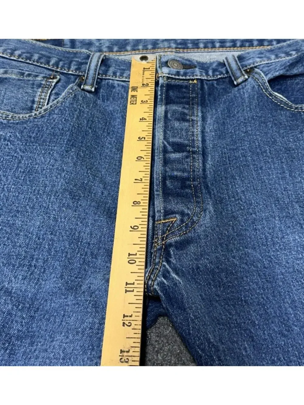 Levis 501 Original Fit Mens Jeans Blue Straight Leg Button Fly 38x30 Medium Wash